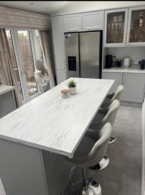 Stylish Home Away From Home! 6 Minutes from Beach!